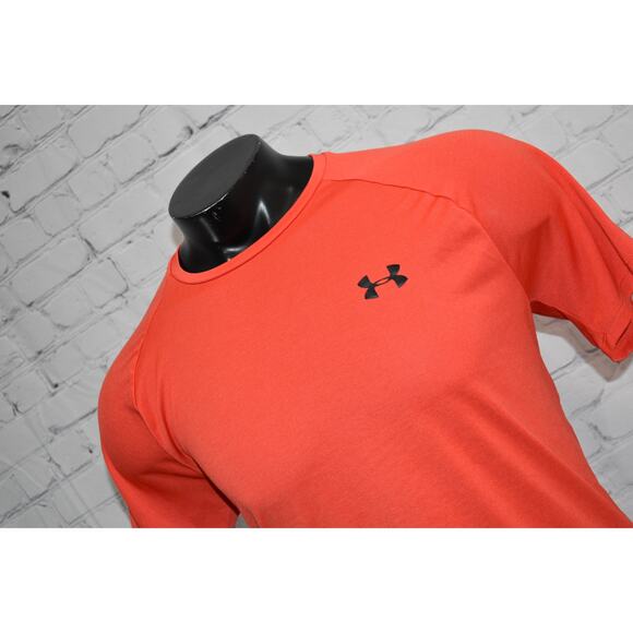 Under Armour Gym Shirt Tech Tee Mens Size Large Polyester HeatGear Pinkish Red - Picture 1 of 6